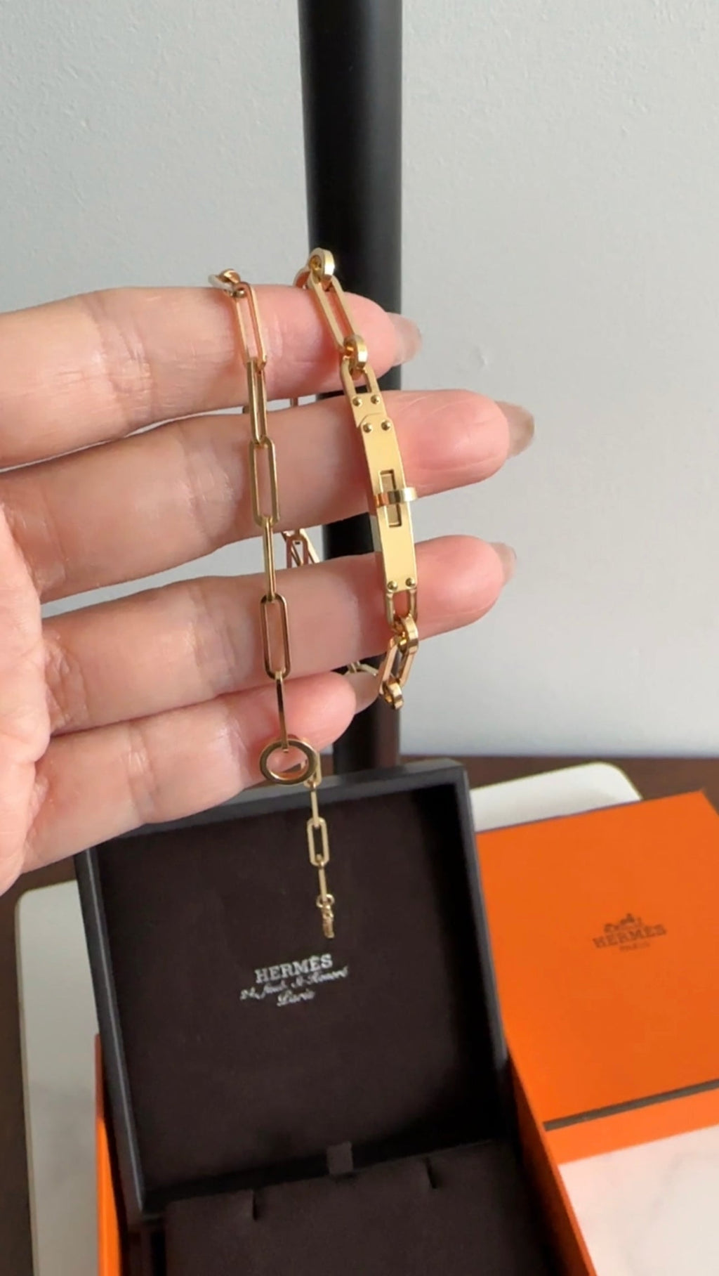 Hermes 18k Yellow Gold Kelly Choker / Double Bracelet