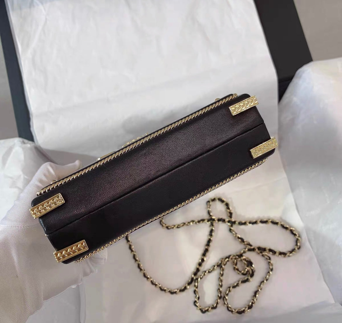 CHANEL Room  Minaudiere Evening crossbody