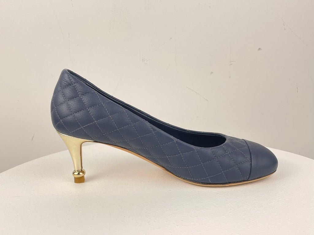 Chanel Navy Black Calfskin Quilted Cap Toe Camellia Pumps 37.5 with Cc Logo