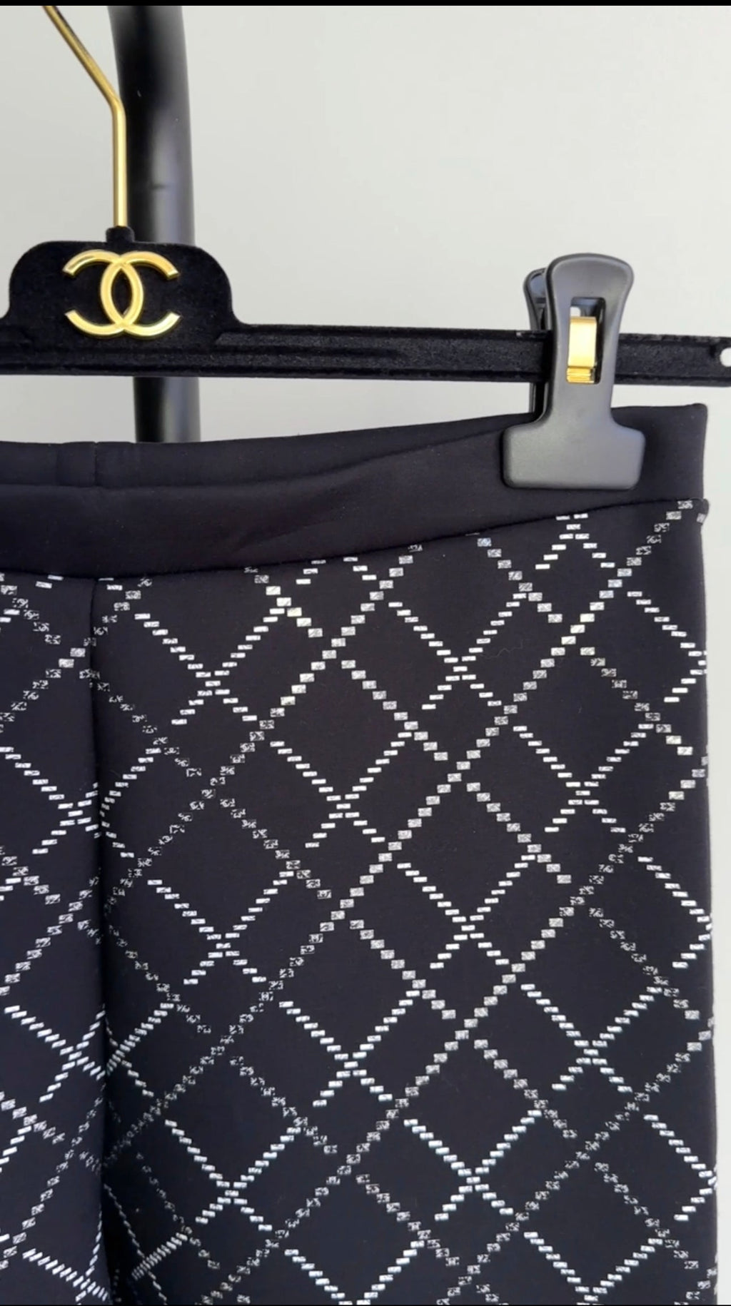 Chanel Black Stretch Jersey Shimmer Embellished Leggings - FR40 / 8 / M