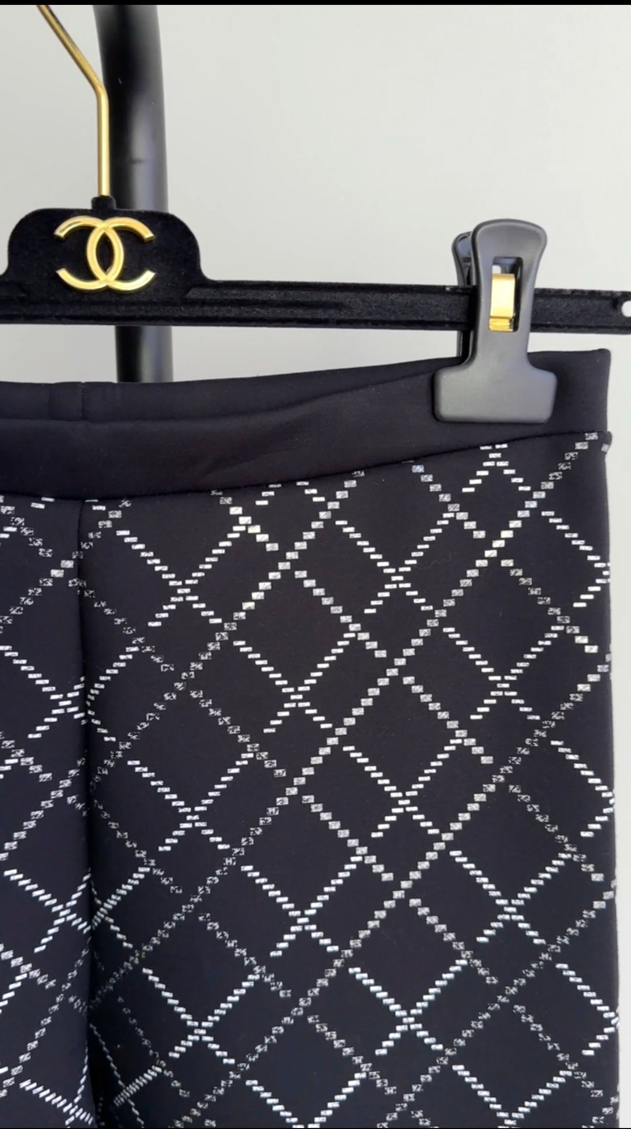 Chanel Black Stretch Jersey Shimmer Embellished Leggings - FR40 / 8 / M