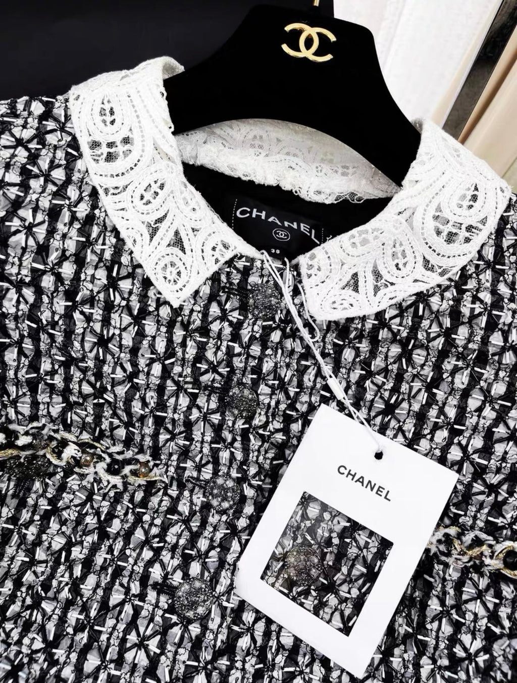 Chanel 23A tweed black and white collar jacket