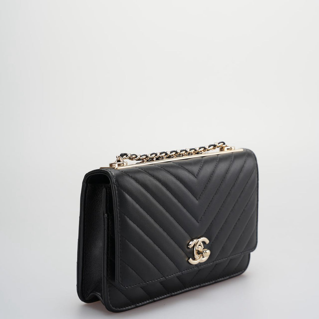 Chanel Lambskin Chevron Quilted Trendy CC Wallet On Chain Woc In Black