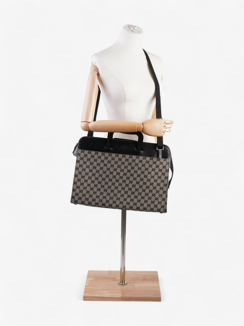 Gucci GG Business Bag GG Supreme / Black Canvas
