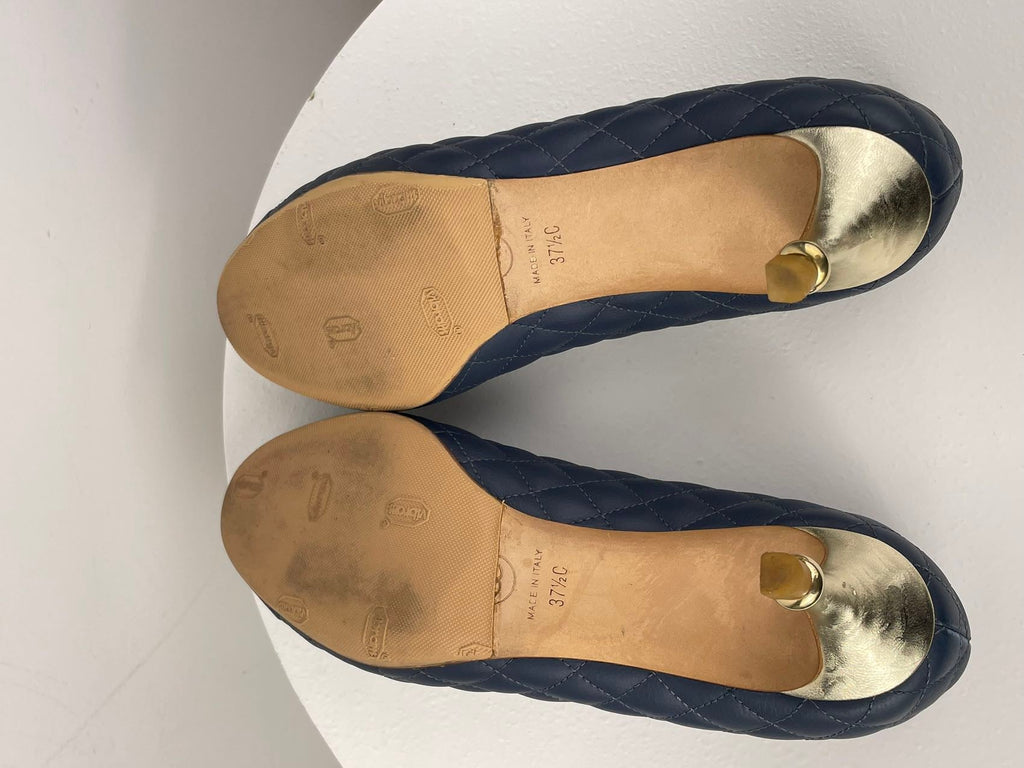 Chanel Navy Black Calfskin Quilted Cap Toe Camellia Pumps 37.5 with Cc Logo