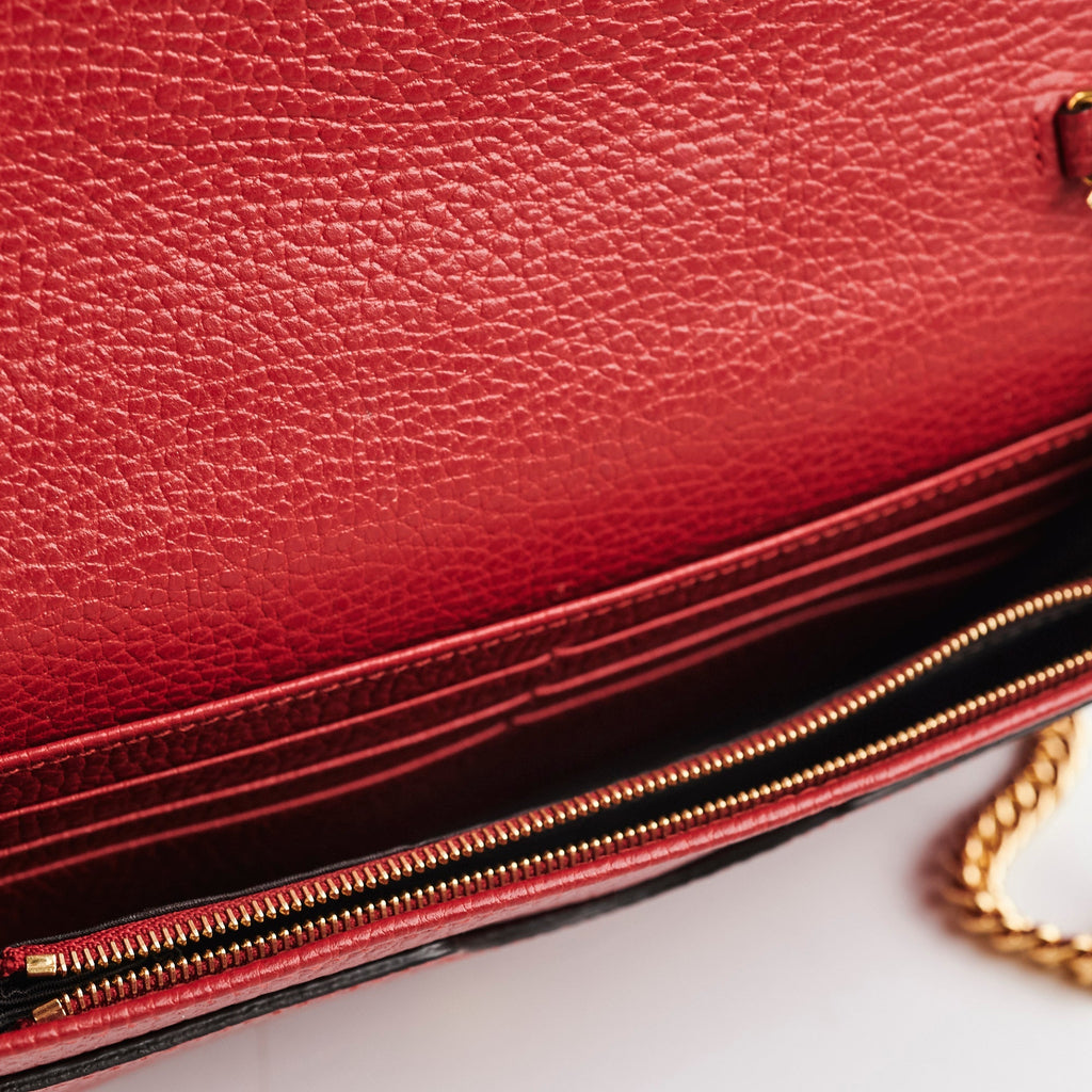 Gucci Red Wallet On Chain WOC