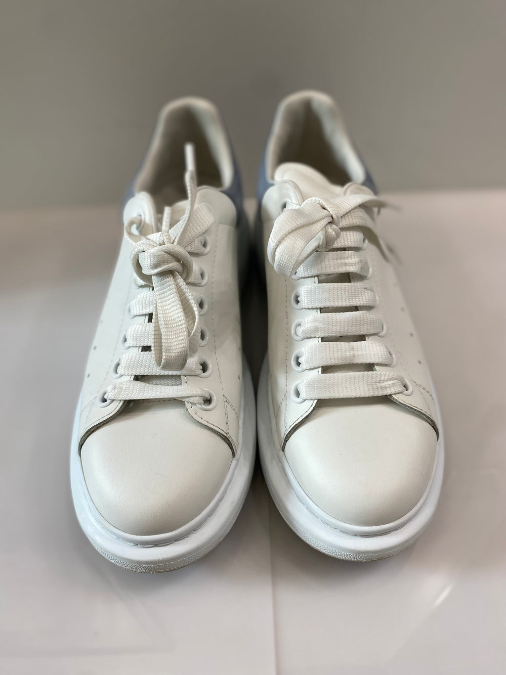 ALEXANDER MCQUEEN LARRY LEATHER LOW-TOP SNEAKERS