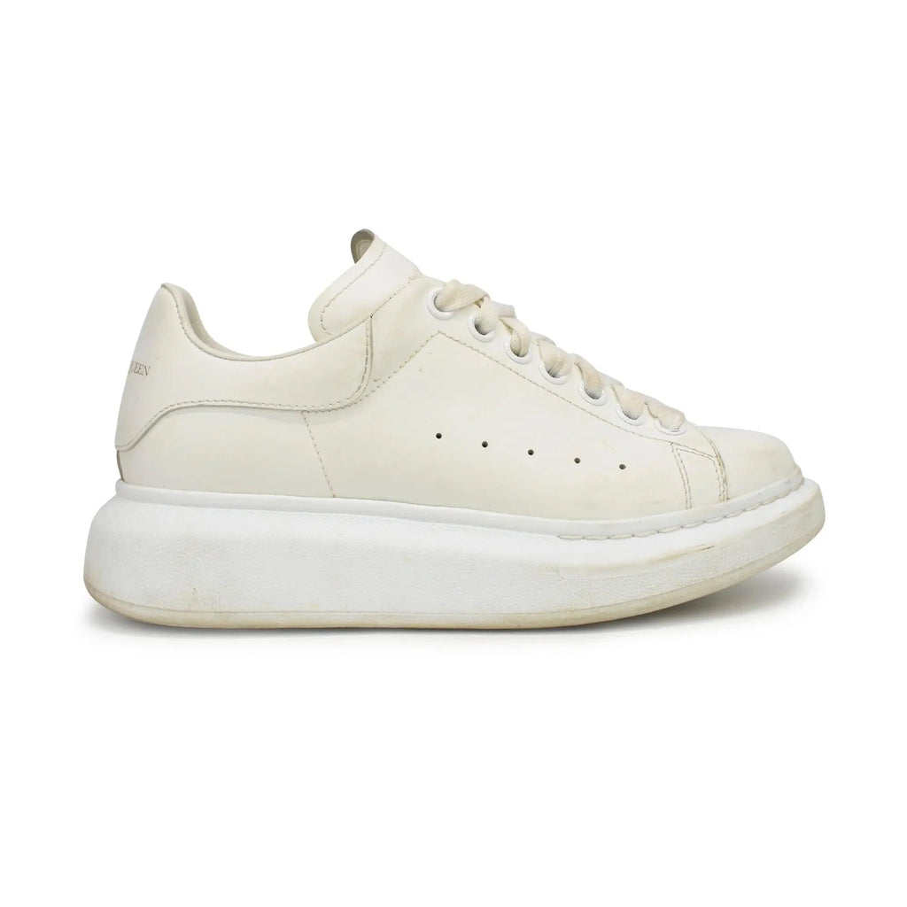 Alexander McQueen Sneakers - Women's 37