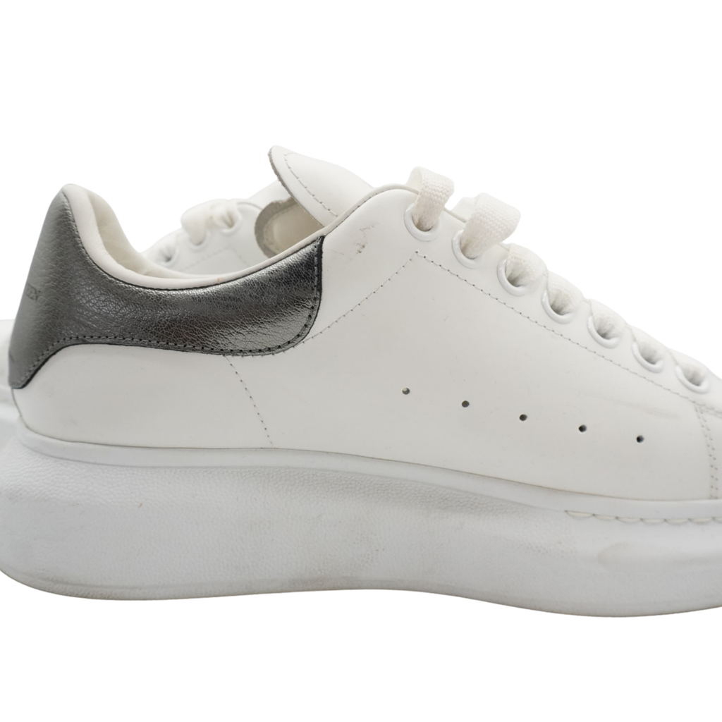 Alexander McQueen 'Larry' Sneakers - Women's 40