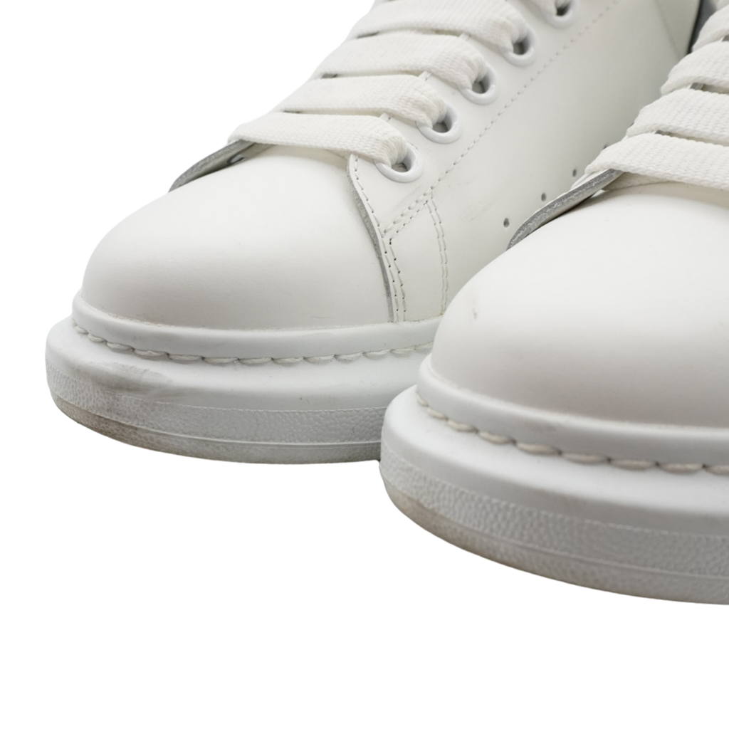 Alexander McQueen 'Larry' Sneakers - Women's 40