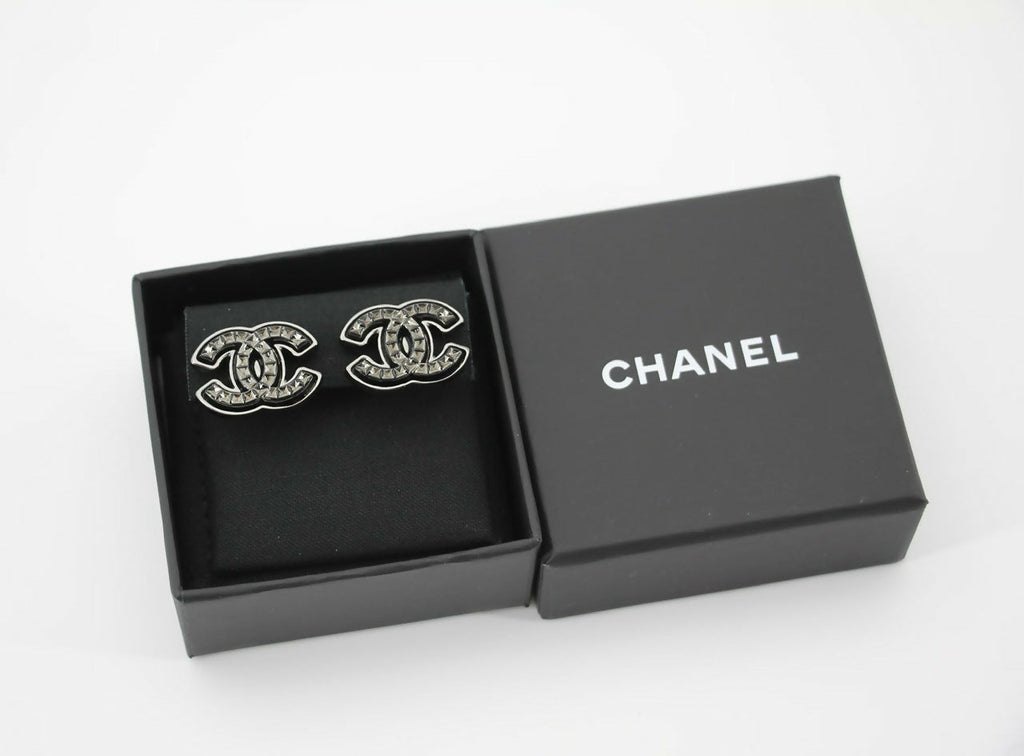 Chanel A24A Metal Black Silver Check CC Clip-on Earrings