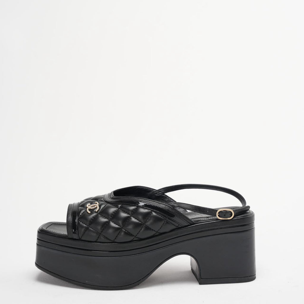 Chanel Black Slingback Quilted Leather Sandals Size 39