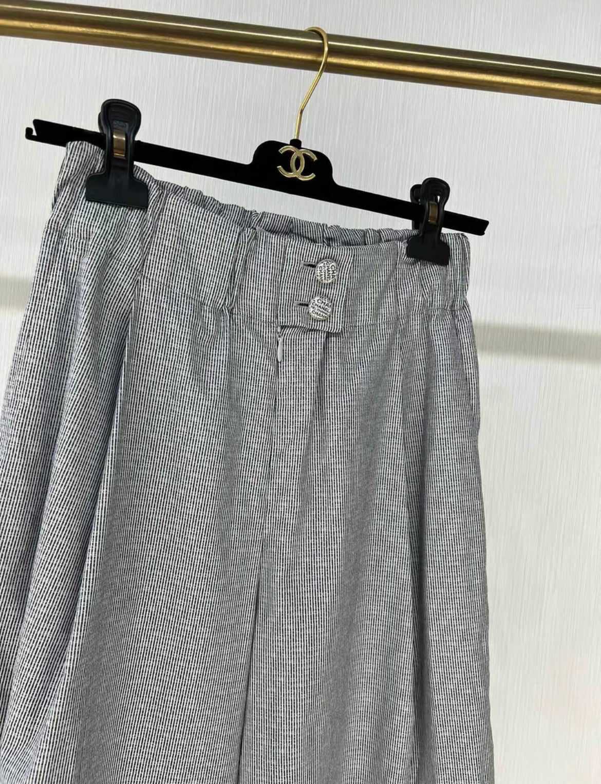 Chanel 24p gray stripped cc logo wide leg pants size 34