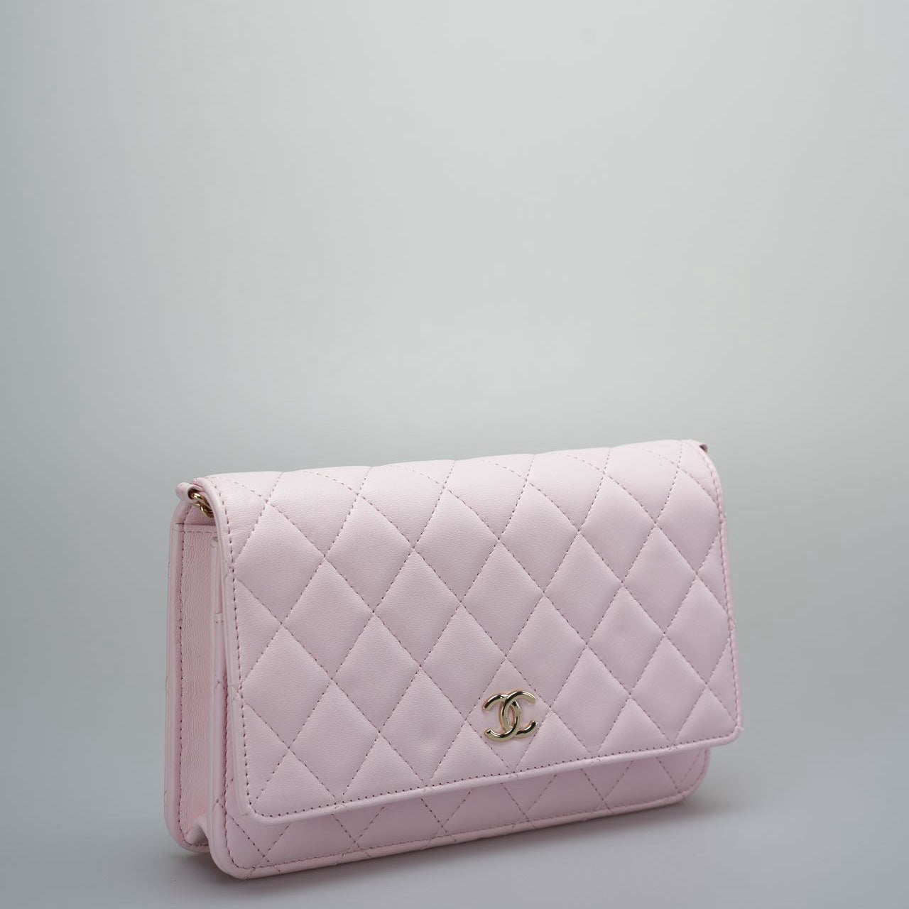 Chanel Baby Pink Wallet on Chain (WOC) in Quilted Lambskin with Pearl Chain – Gold Hardware