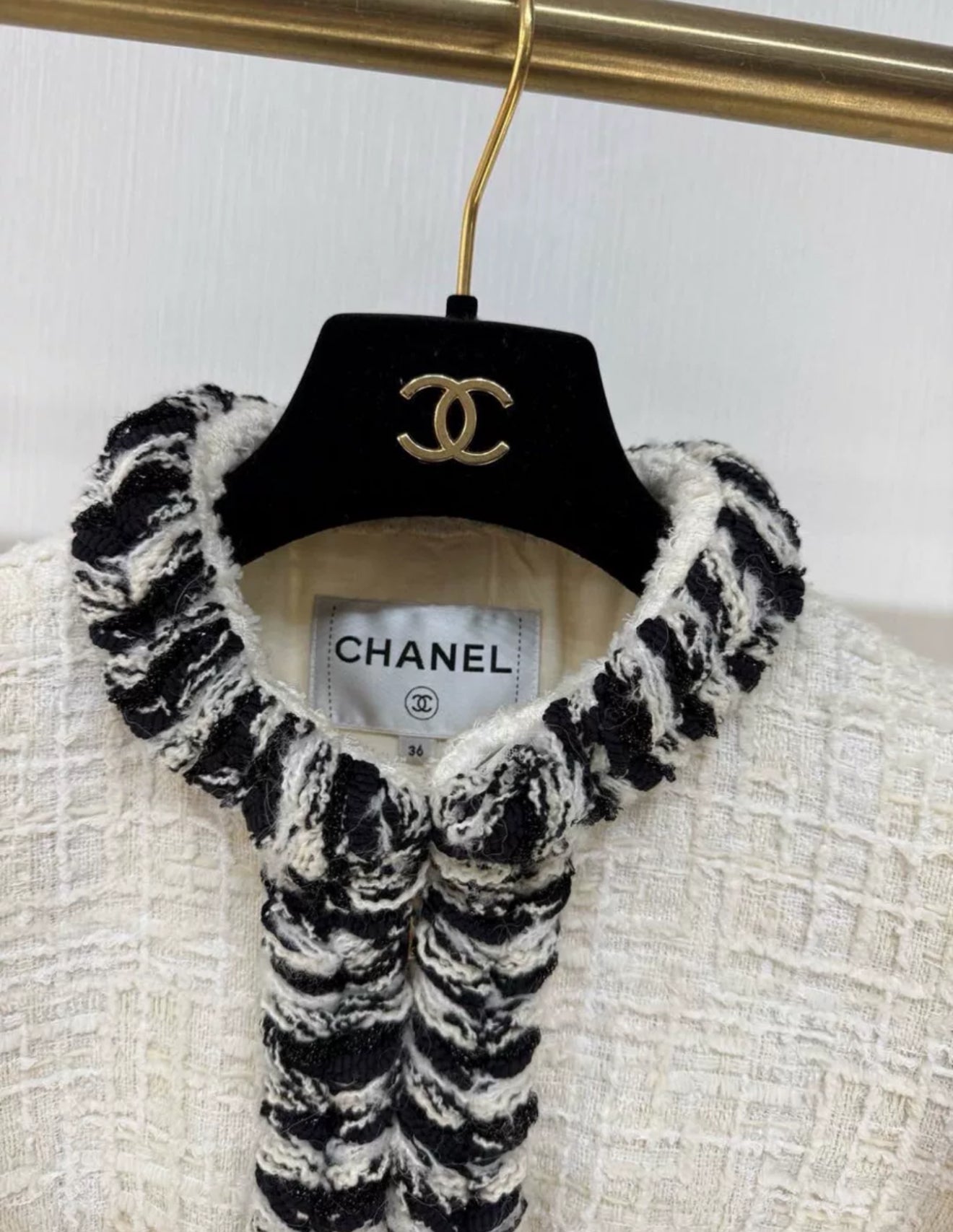 CHANEL 20B ECRU/ WHITE TWEED JACKET BRAIDED TRIM