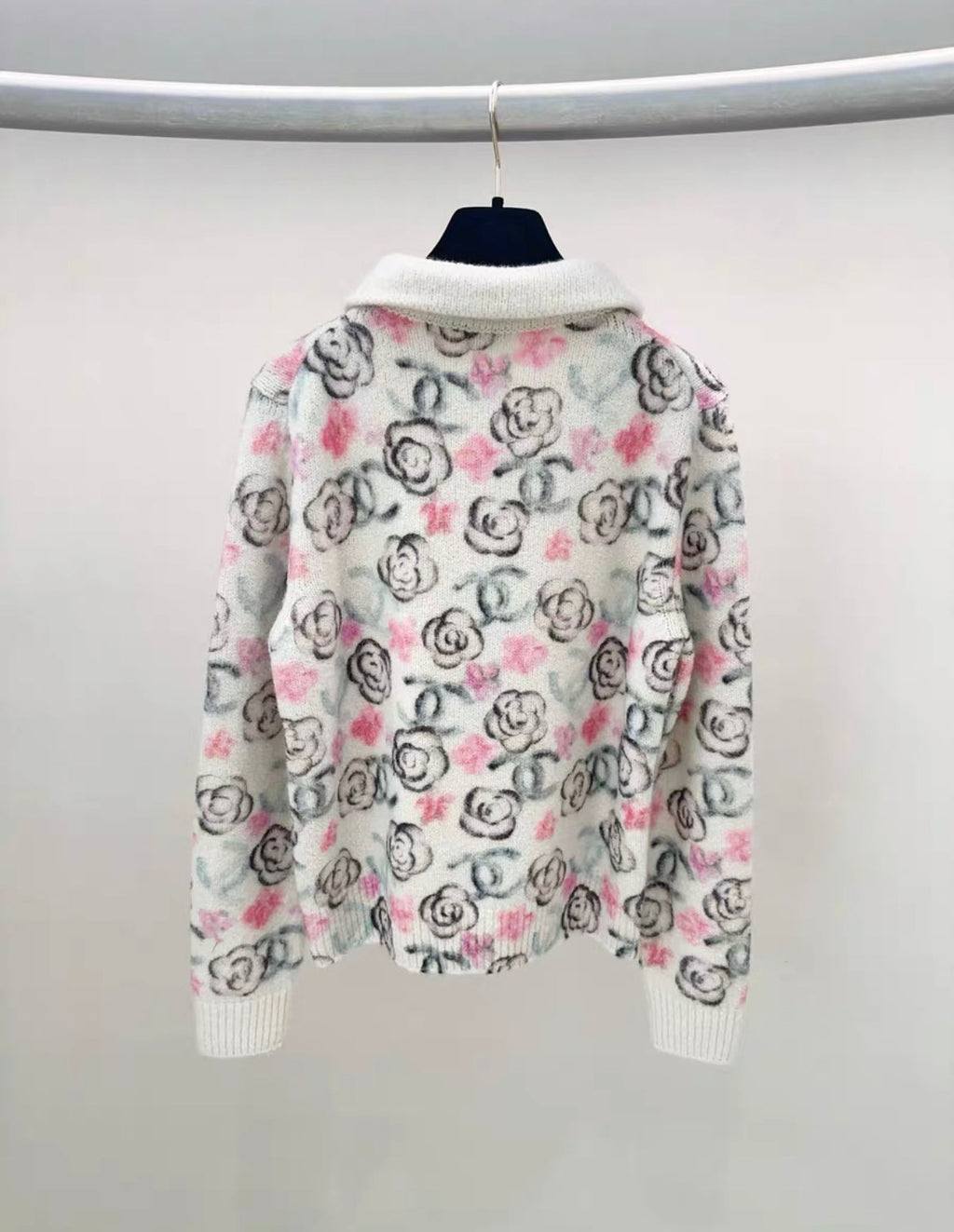 Chanel 23N coco neige Beige/Pink Cashmere igan size 38