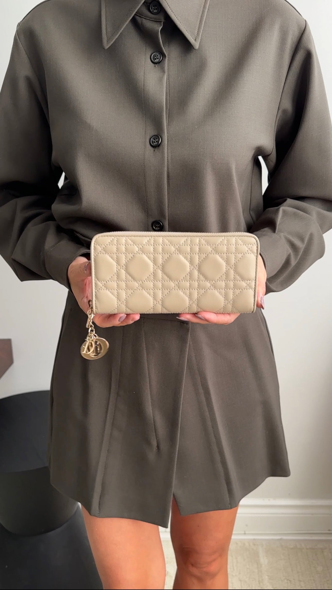 Christian Dior Lady Dior Light Beige Cannage Lambskin Voyageur Wallet