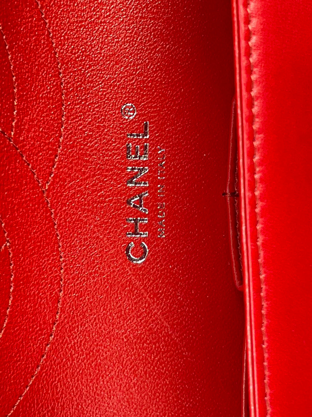 Chanel Red Timeless Classic jumbo Bag in Lambskin silber Hardware