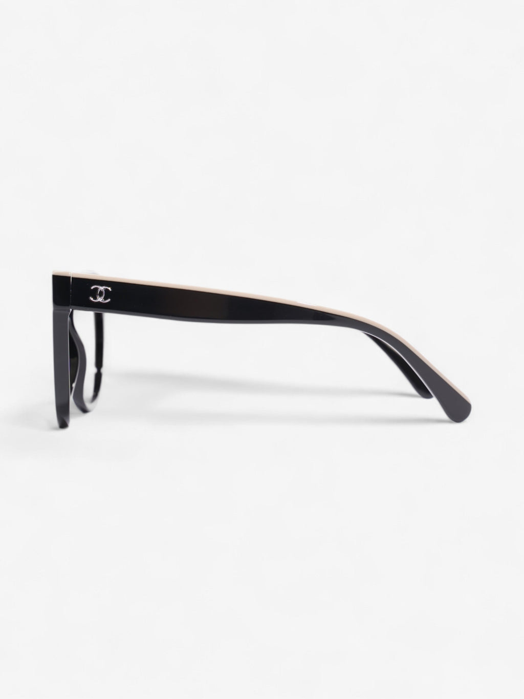 Chanel CC Butterfly Sunglasses Black / Beige Acetate 140mm