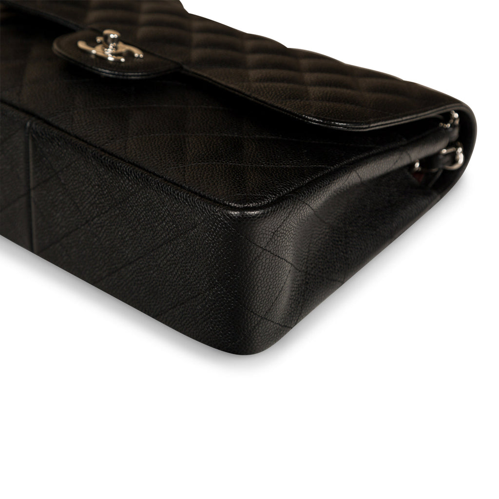 Chanel Classic Flap Bag - Jumbo - Caviar