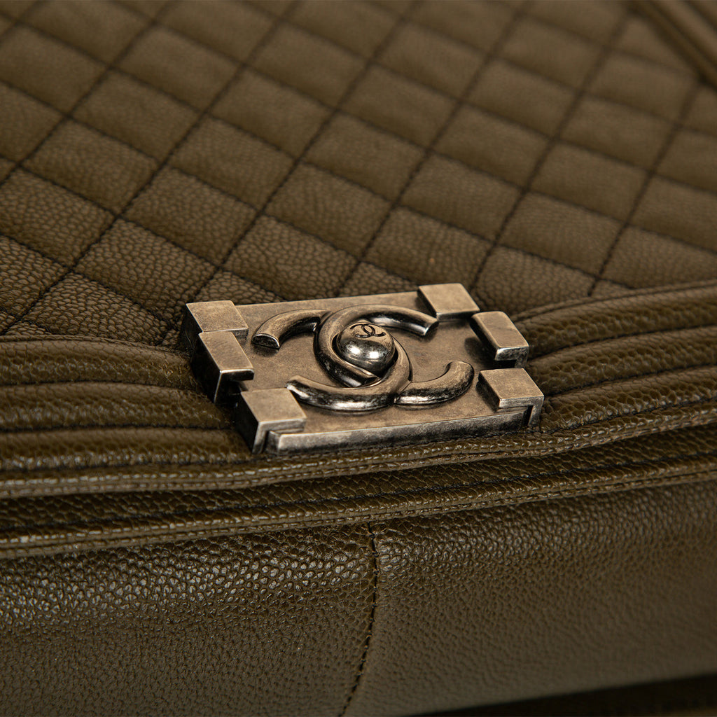 Chanel Boy Bag - Old Medium