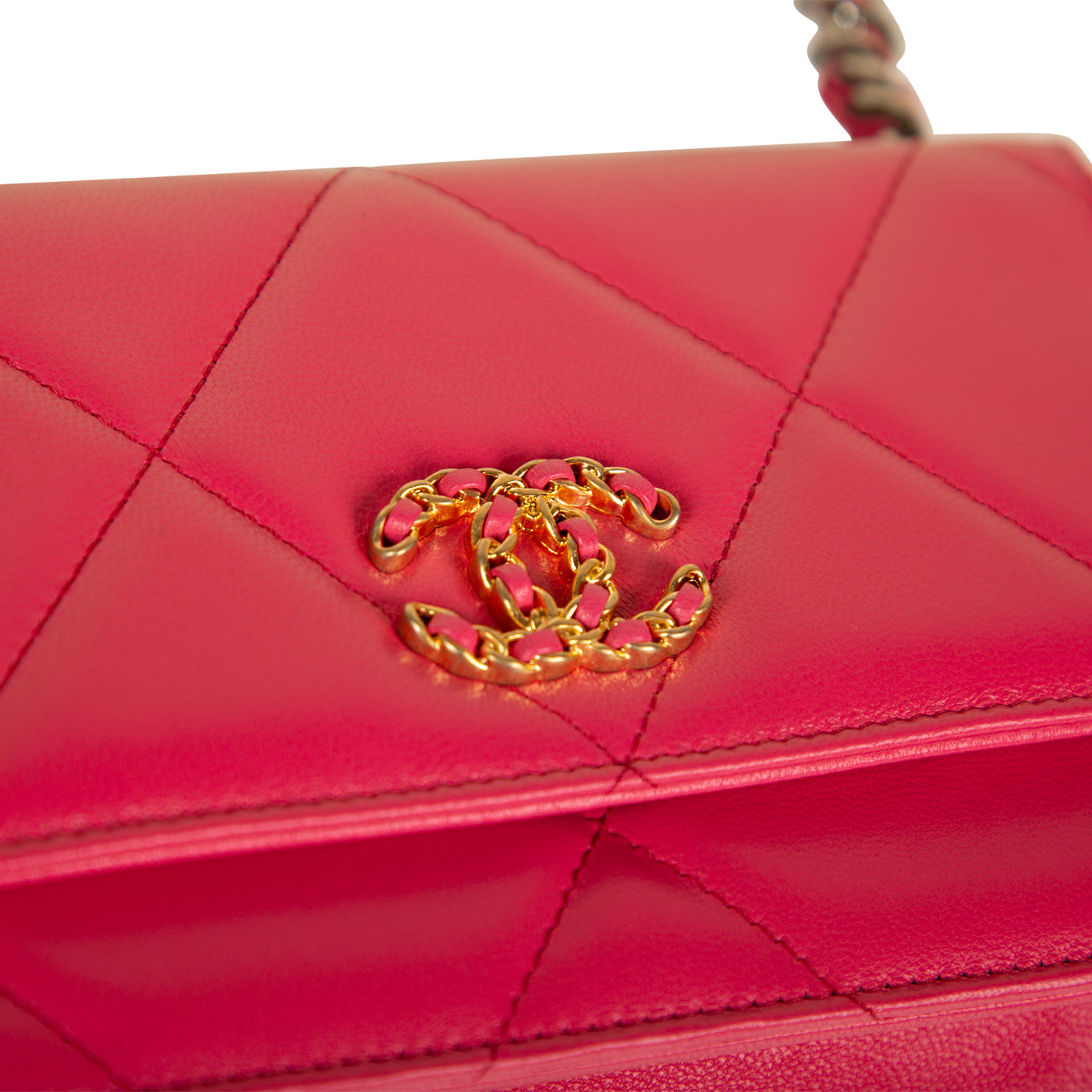 Chanel Chanel 19 WOC