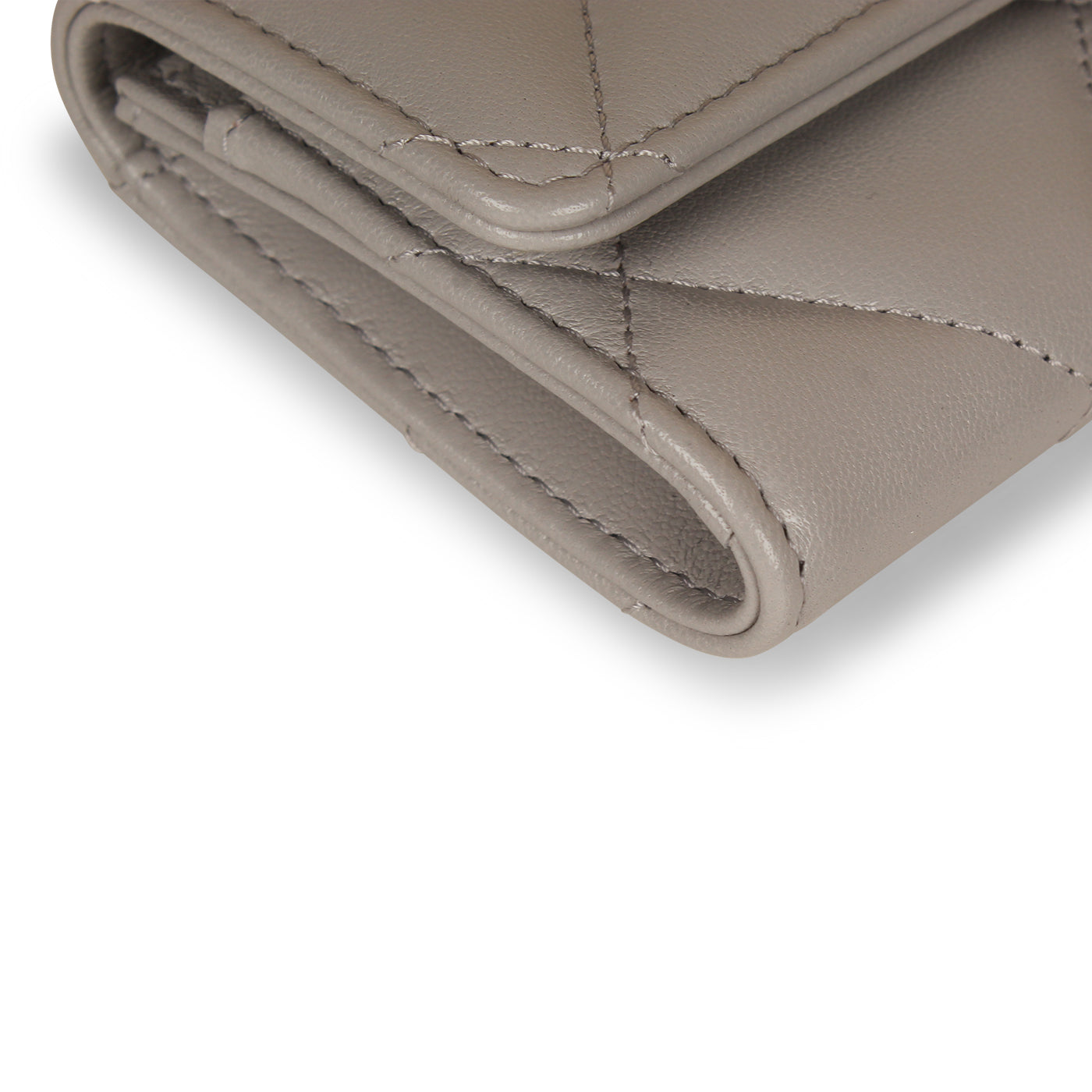 Chanel Chanel 19 Flap holder