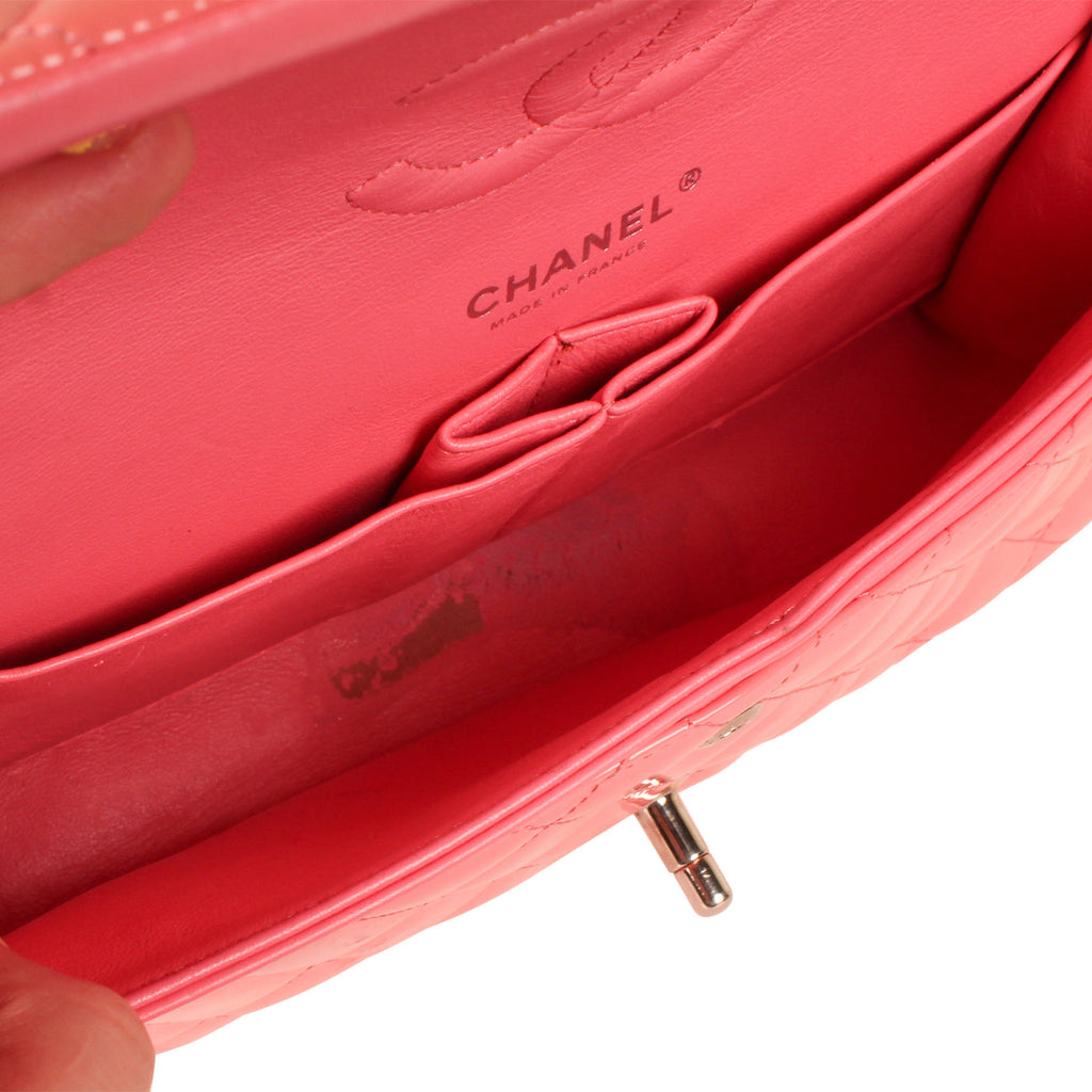Chanel Classic Flap Bag Medium - Pink Patent