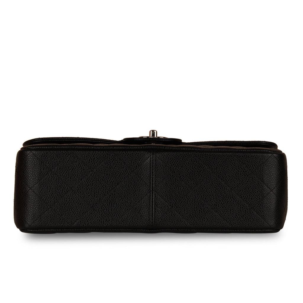 Chanel Classic Flap Bag - Jumbo - Caviar