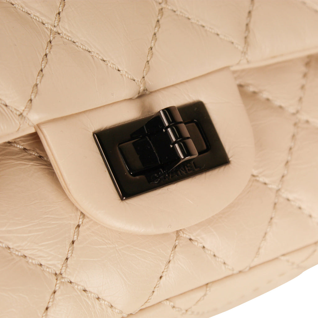 Chanel 2.55 Re-issue - 224