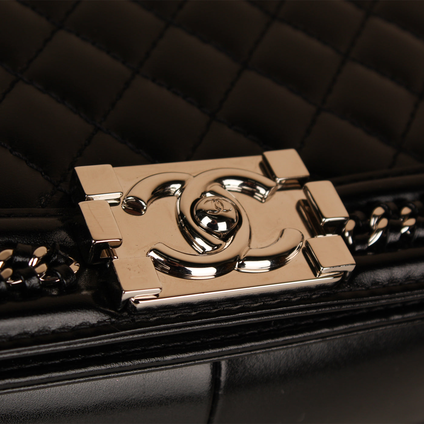 Chanel Boy Beauty Around Chain Bag