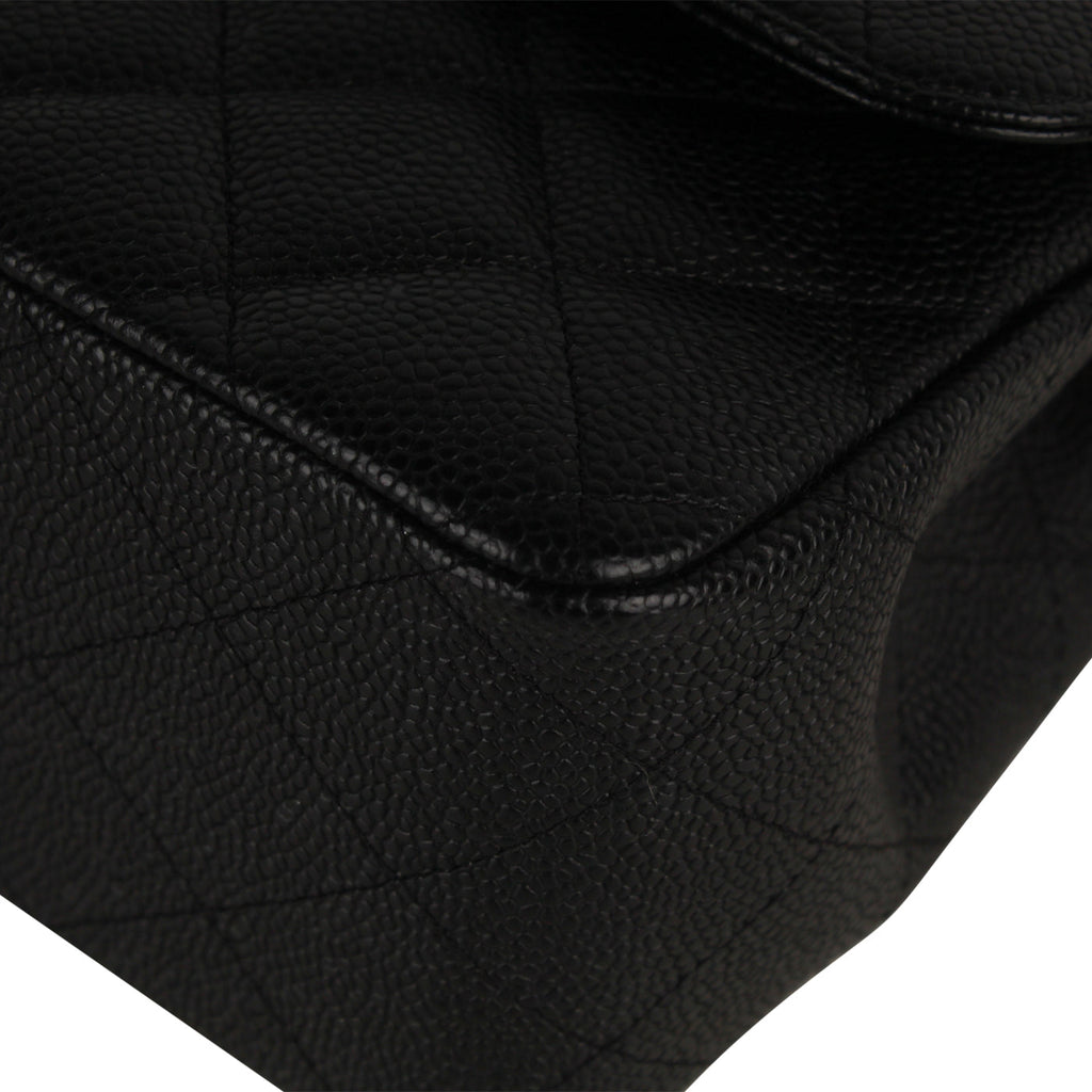 Chanel Classic Flap Bag - Jumbo - Caviar