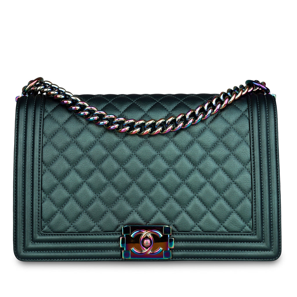 Chanel Boy Bag - New Medium