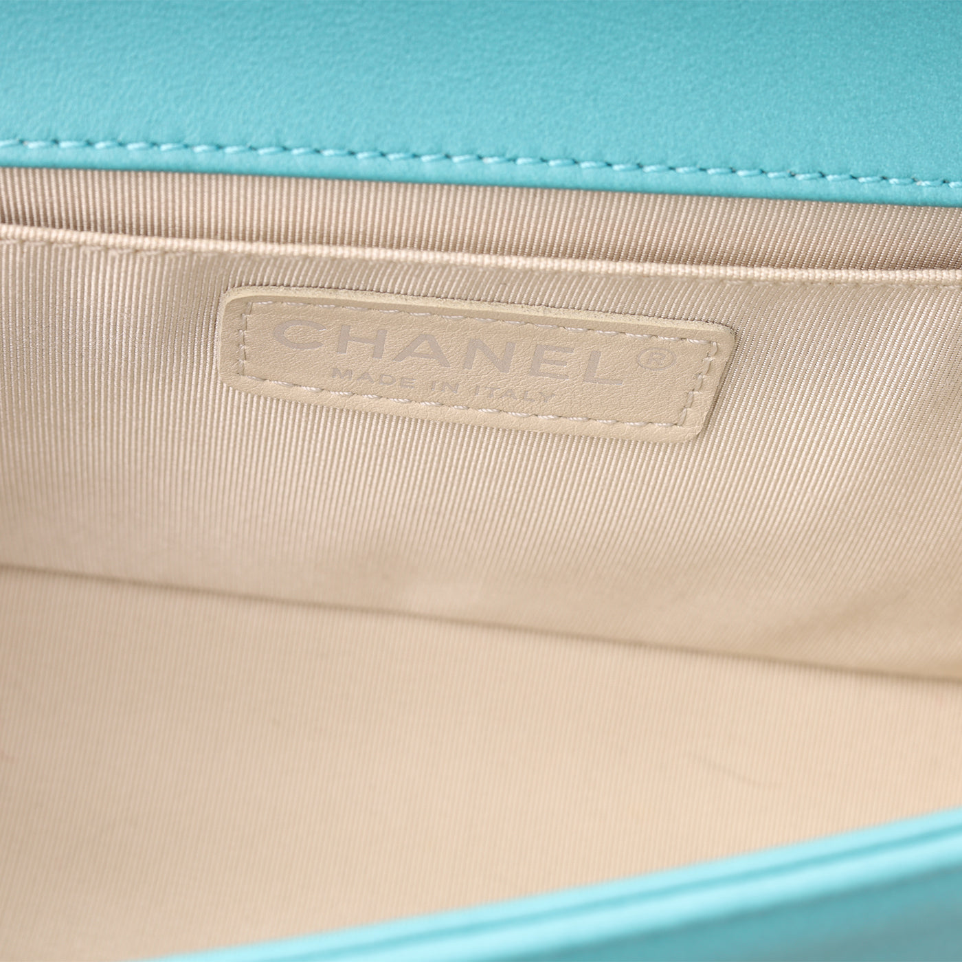 Chanel Boy Bag - Old Medium