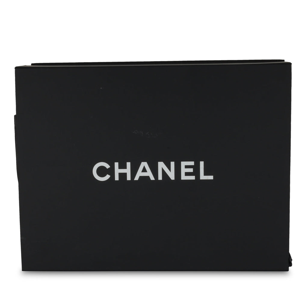 Chanel Classic Flap Bag - Jumbo