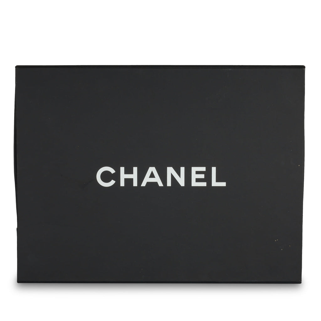 Chanel Boy Bag - New Medium