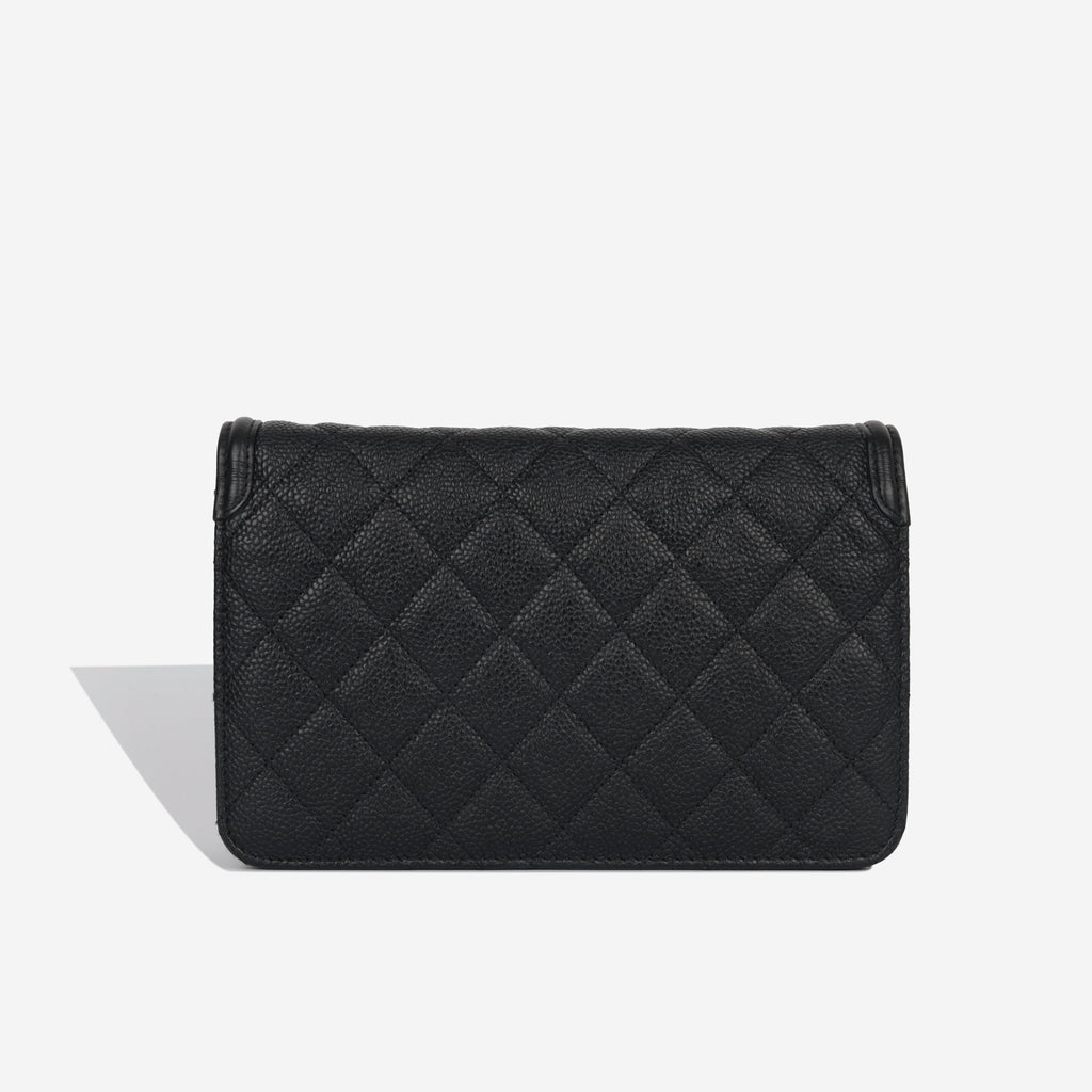 Chanel Filigree Wallet on Chain