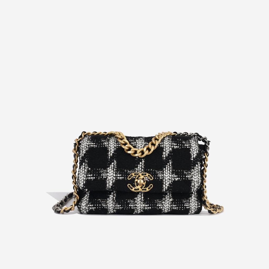 Chanel Chanel 19 Flap Bag - Small