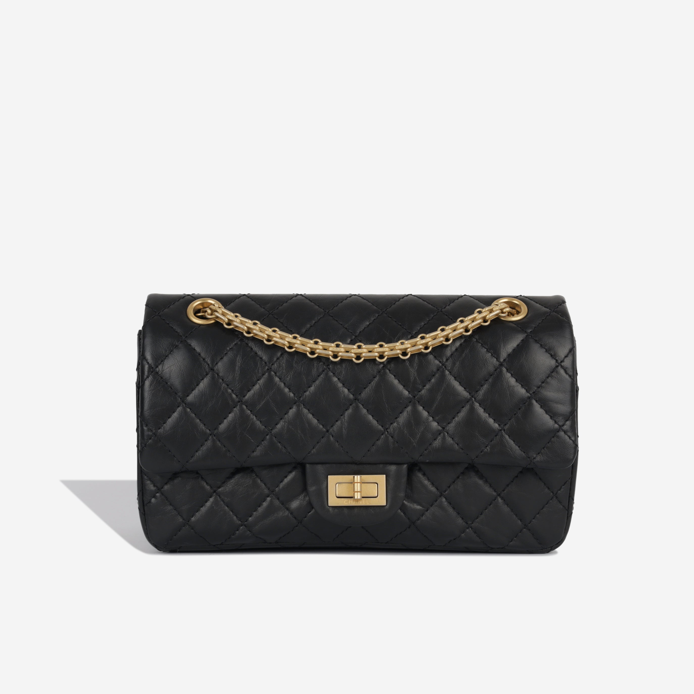 Chanel 2.55 Reissue - 225