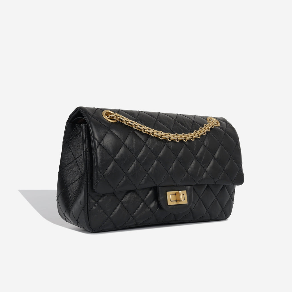 Chanel 2.55 Reissue - 225