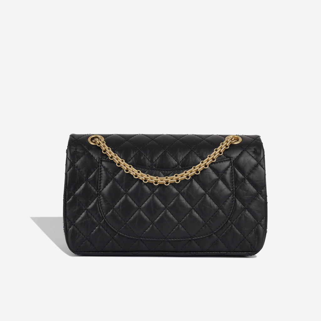 Chanel 2.55 Reissue - 225