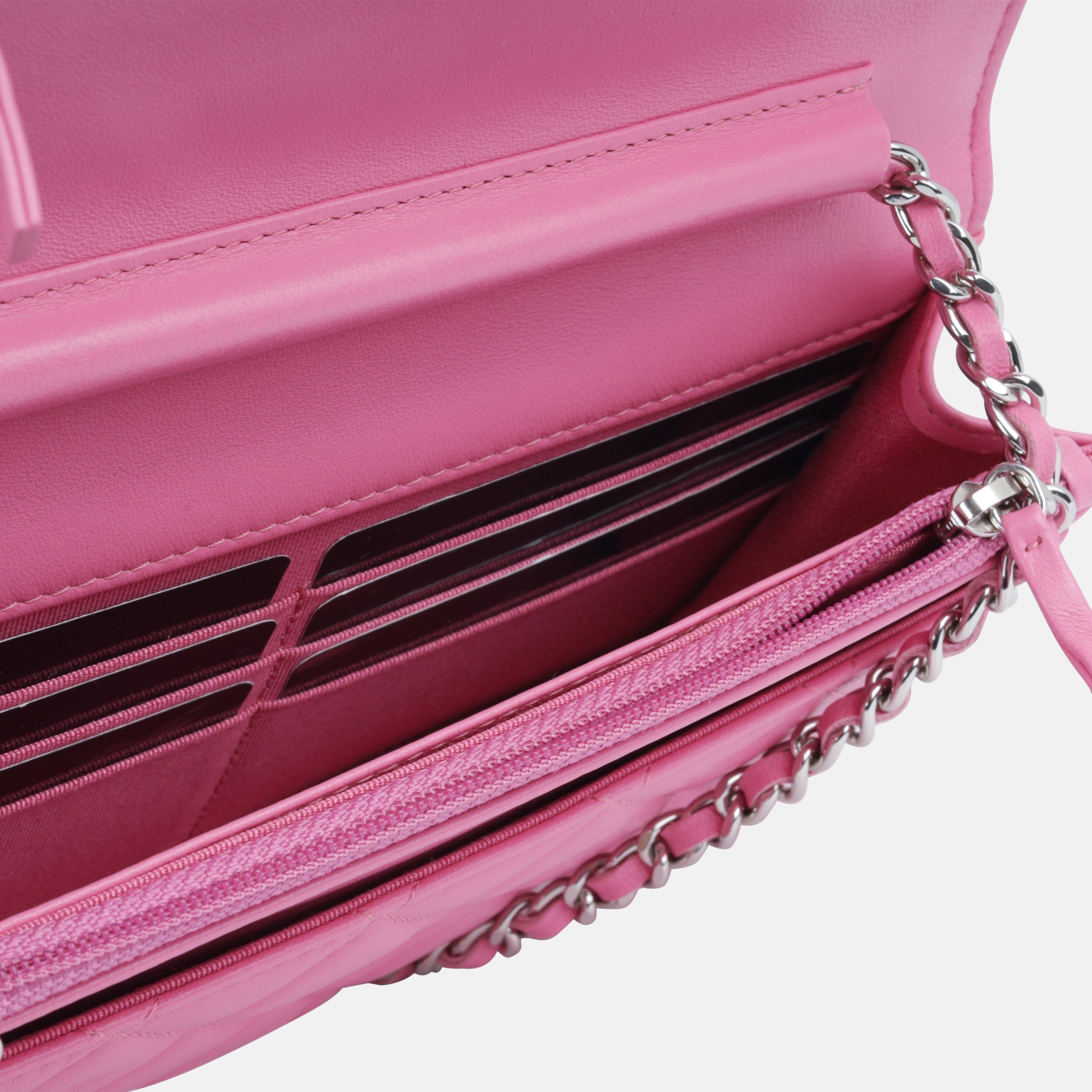 Chanel Classic Wallet On Chain