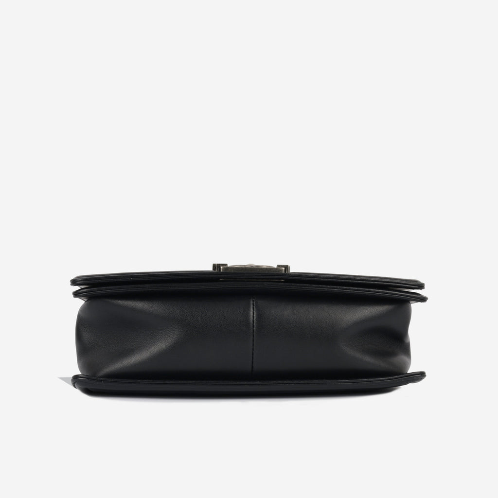 Chanel Boy Bag - Old Medium