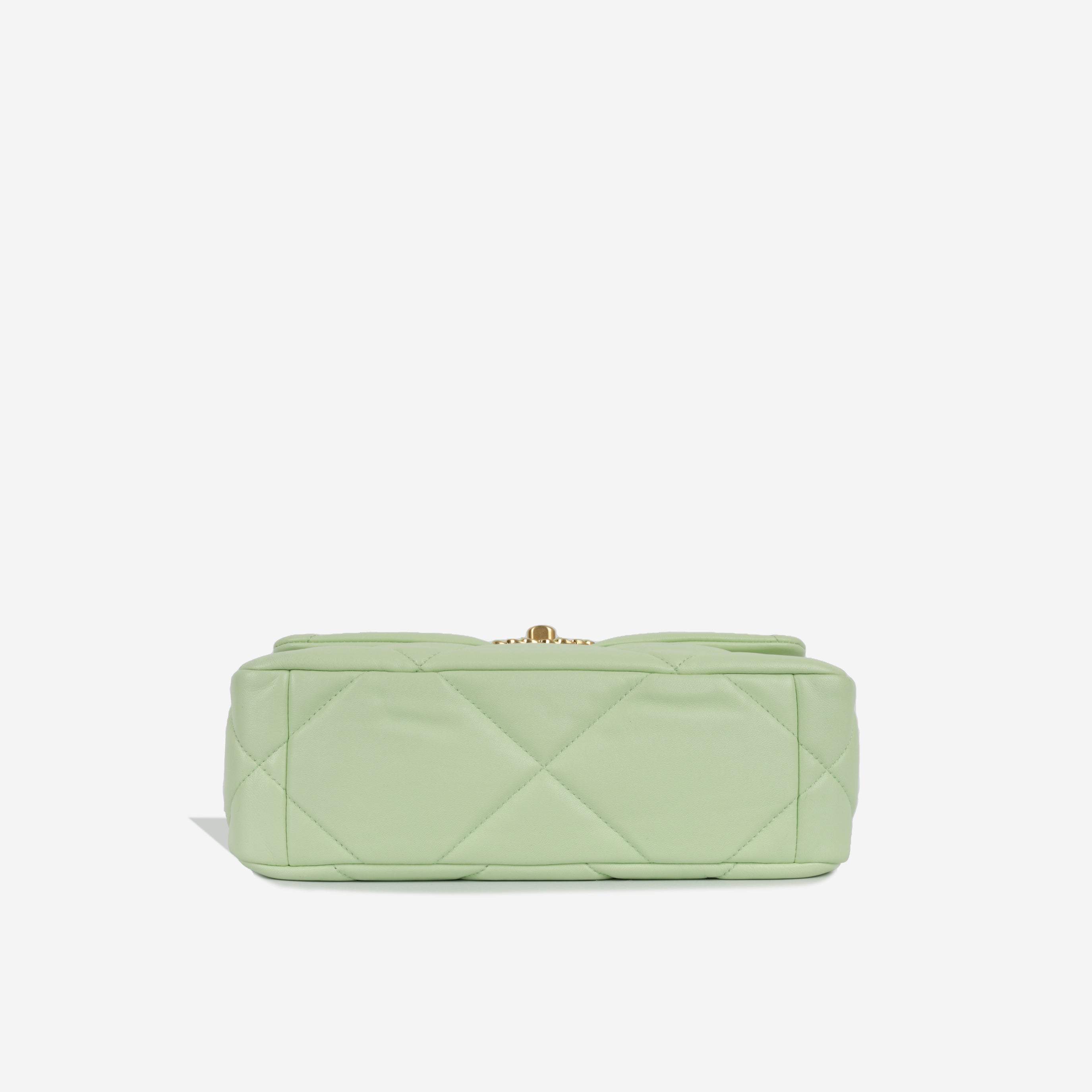 Chanel Chanel 19 - Small