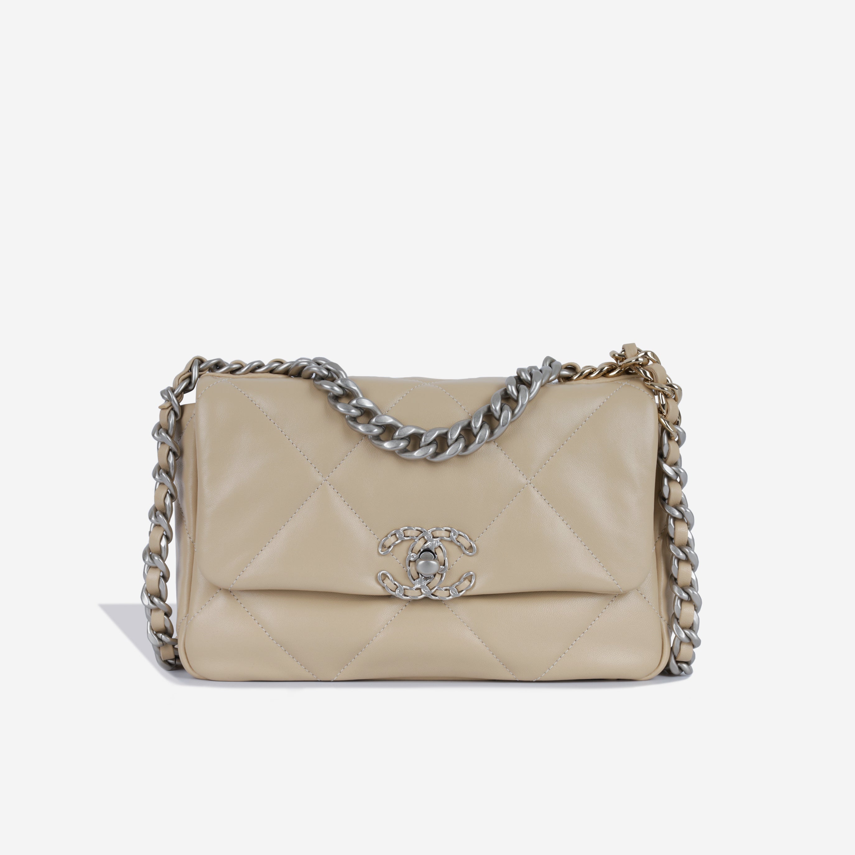 Chanel Chanel 19 - Small