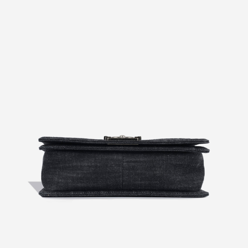 Chanel Boy Bag - Old Medium