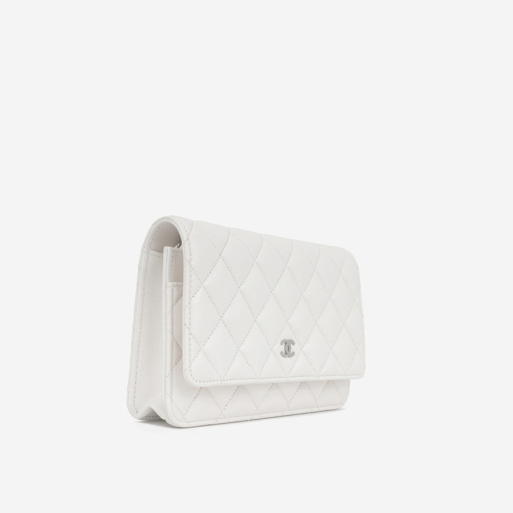 Chanel Classic Wallet on Chain