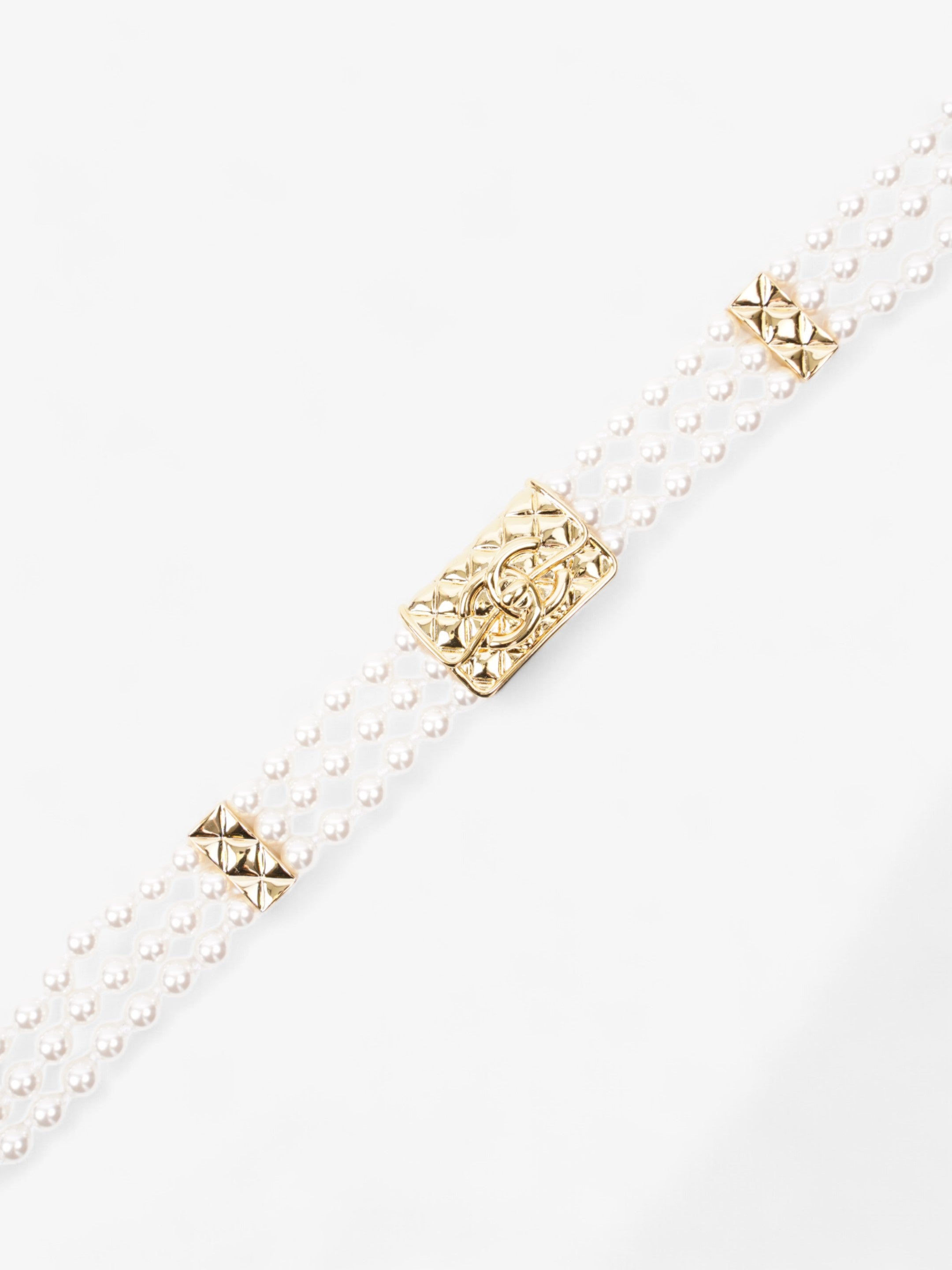 Chanel CC Pearl Chocker Pearl / Gold Faux Pearl