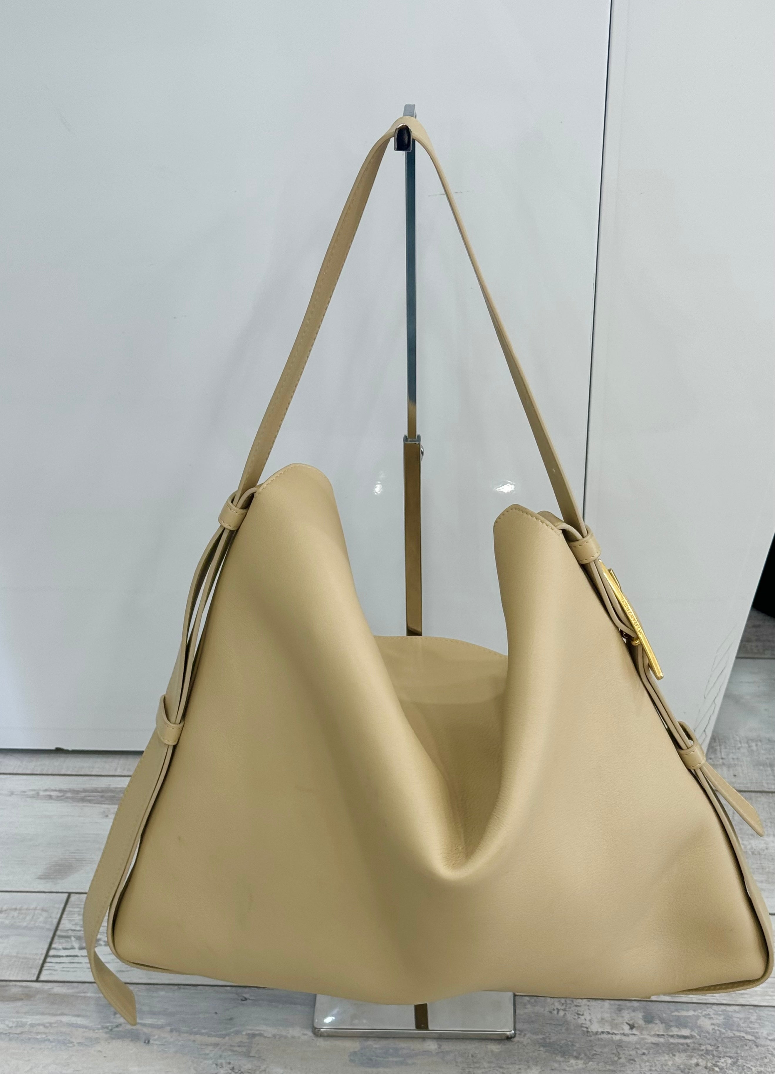 BOTTEGA VENETA CALFSKIN LEATHER CRADLE SHOULDER BAG