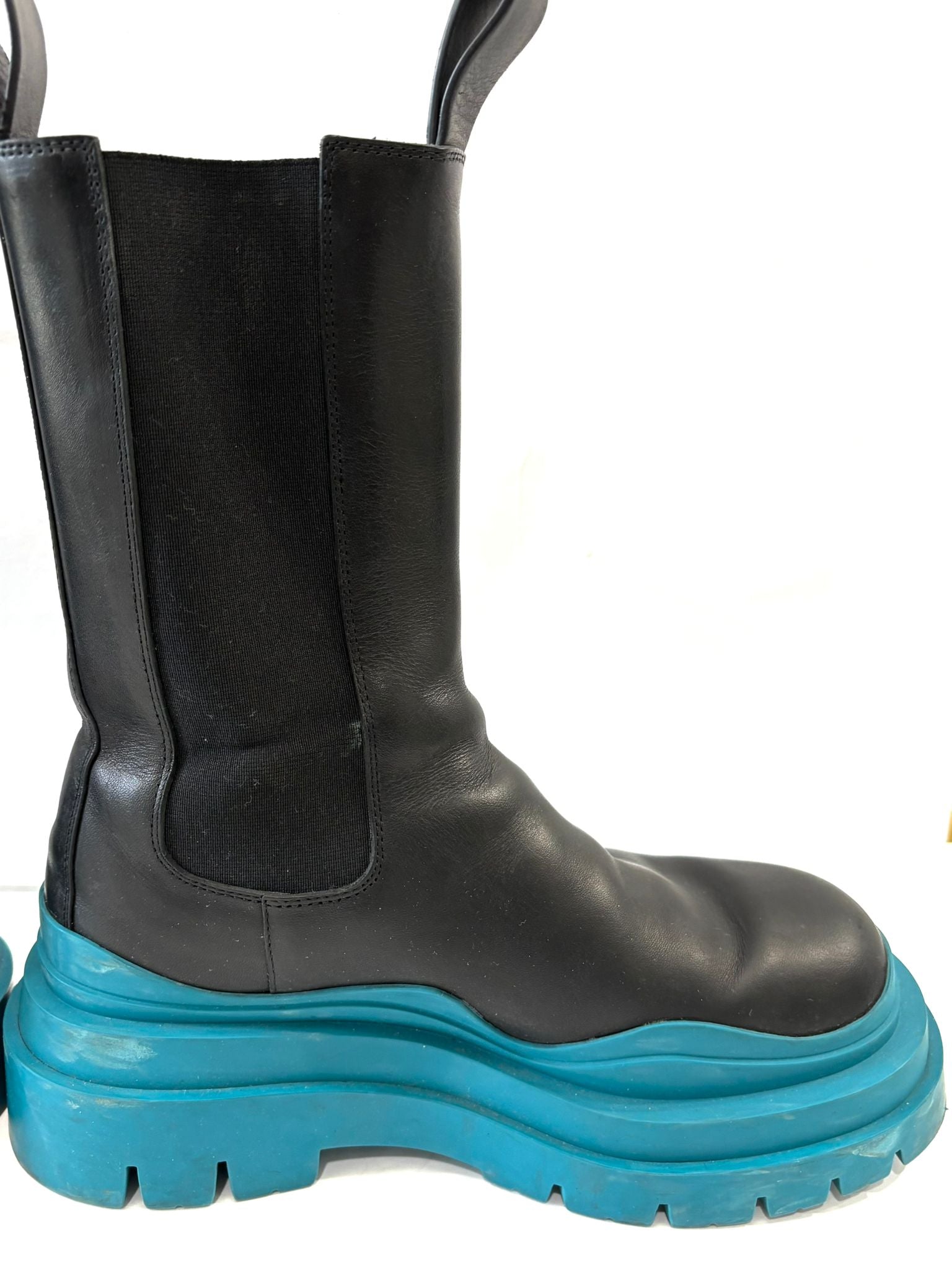 BOTTEGA VENETA CHELSEA BOOTS